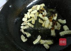 鱿鱼炒韮菜的做法图解10