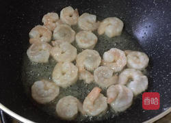 虾仁豌豆粥的做法图解4