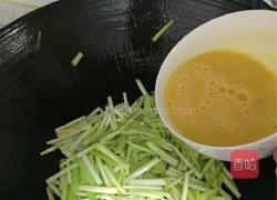 韭黄炒蛋的做法图解3