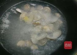 蛤蜊丸子汤的做法图解2
