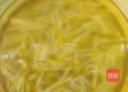 咸菜小炒的做法图解2