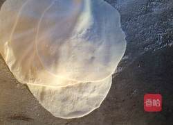 韭菜猪肉馅饺子的做法图解3