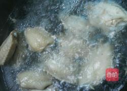 蚝油焖鸡翅的做法图解1
