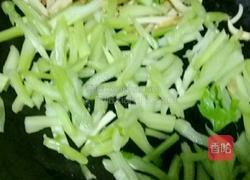 芹菜炒黑木耳的做法图解5