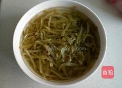 榨菜炒肉丝的做法图解1