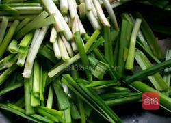 韭菜炒鹅蛋的做法图解2