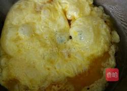 韭菜炒鹅蛋的做法图解4