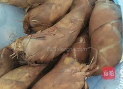 咸肉冬笋煮年糕的做法图解2