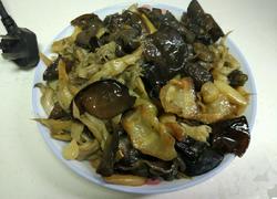 木耳平菇炒肉