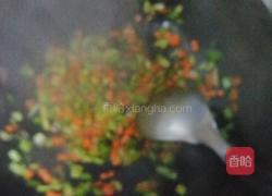 双蔬炒米(芹菜胡萝卜版)的做法图解9