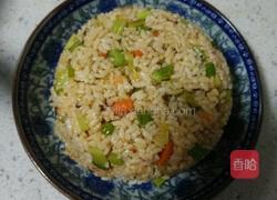 双蔬炒米(芹菜胡萝卜版)的做法图解16