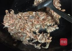 炒小河虾的做法图解3