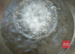 黑芝麻炒芹菜的做法图解3