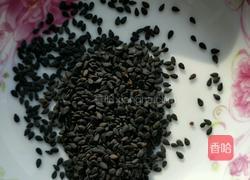 黑芝麻炒芹菜的做法图解7