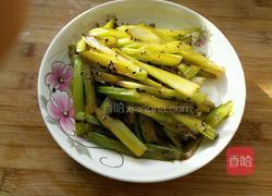 黑芝麻炒芹菜的做法图解12
