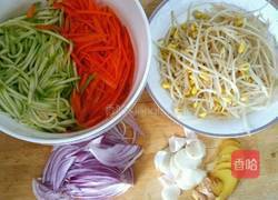 三丝春卷(馄饨皮)的做法图解2