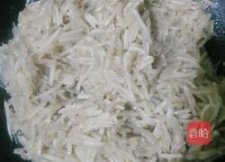 包子(萝卜粉丝馅的)12个量的做法图解4