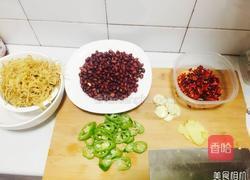 花生米小银鱼的做法图解3