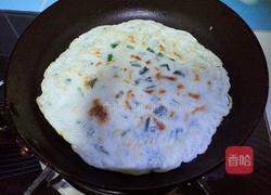 韭菜鸡蛋煎饼的做法图解11