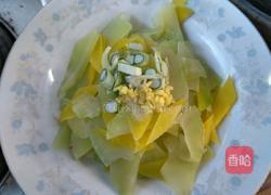 凉拌银耳莴笋的做法图解7