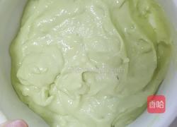 牛油果奶油鲜虾意面的做法图解4