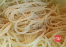 牛油果奶油鲜虾意面的做法图解6