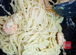 牛油果奶油鲜虾意面的做法图解10