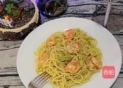 牛油果奶油鲜虾意面的做法图解11