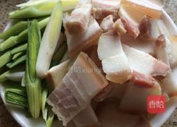 炒胡萝卜丝的做法图解2