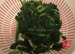 菠菜花生米的做法图解2