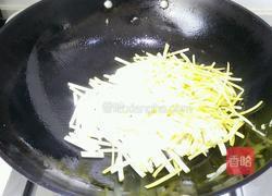 蒜黄炒鸡蛋的做法图解4