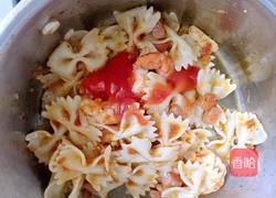 虾仁香肠蝴蝶意面的做法图解6