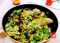 酸菜焖黄花鱼的做法图解13