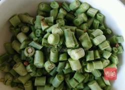 豇豆火腿蛋炒饭的做法图解3