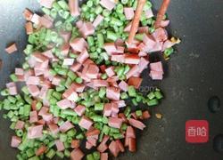 豇豆火腿蛋炒饭的做法图解6