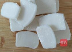 酸辣炒年糕的做法图解1