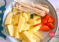 鸡爪肉蟹煲的做法图解3