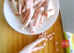 鸡爪肉蟹煲的做法图解4