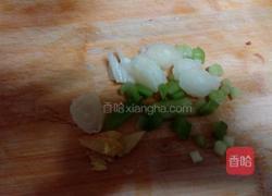 菠菜炒肉的做法图解3