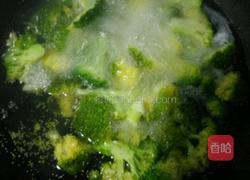 蒸鱼豉油西兰花的做法图解4