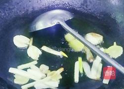 酸菜土豆炖鹅块的做法图解4