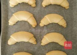 肉松牛角包的做法图解12