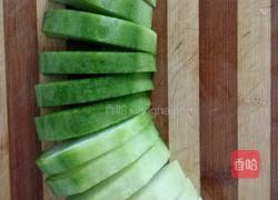 排骨海带汤的做法图解2