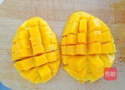 芒果慕斯杯（简单快捷版）的做法图解1