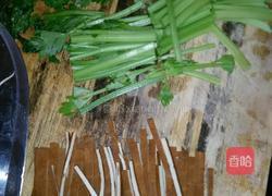 水芹炒豆干的做法图解2