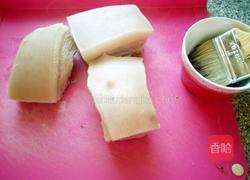 酱油扣肉的做法图解2