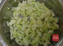 凉拌有机菜花的做法图解2