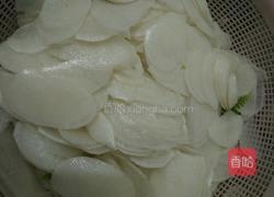 酸爽萝卜的做法图解2