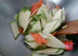 虾仁炒西葫芦的做法图解7