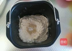 玉米油花环面包的做法图解3